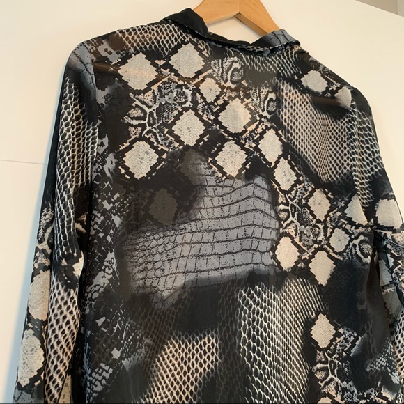 Vero Moda | Patterned See-Through Button Up - Picture 7 of 13
